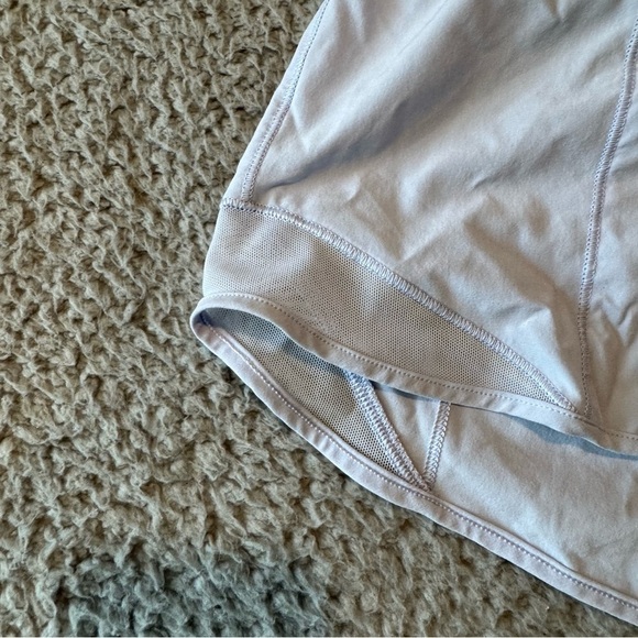 Lululemon Hotty Hot High-Rise Lined Short 4" Pastel Blue Size 6 Running - Picture 2 of 12